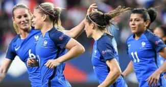 L'équipe de France féminine en pleine célébration