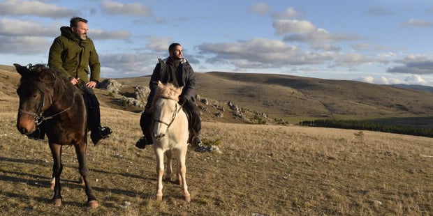 En pleine nature à cheval