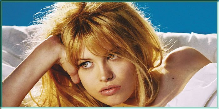 Affiche de la série "Bardot" sur myCANAL